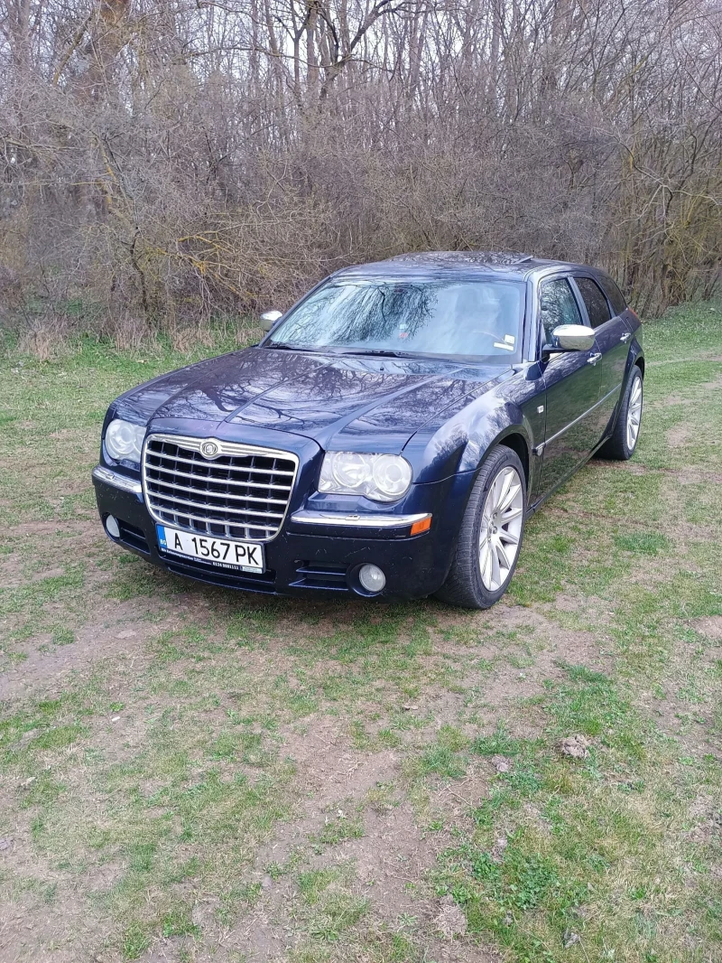 Chrysler 300c, снимка 1 - Автомобили и джипове - 49511702