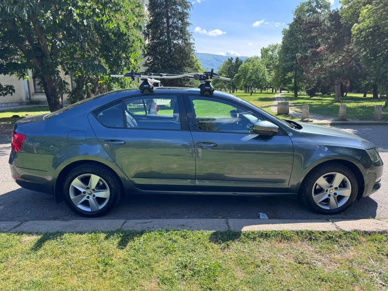 Skoda Octavia AMBITION SELECTION, снимка 2 - Автомобили и джипове - 52555616