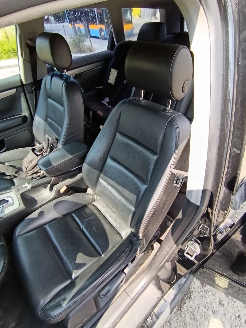 Audi A4 3.0 бензин/газ, снимка 7 - Автомобили и джипове - 50747958