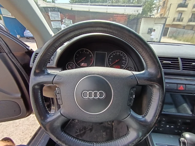 Audi A4 3.0 бензин/газ, снимка 8 - Автомобили и джипове - 50747958