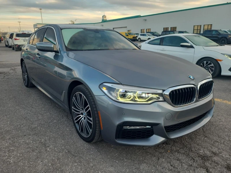 BMW 530 HeadUp* Harman&Kardon* Adaptive* Mpacket* Подгрев, снимка 2 - Автомобили и джипове - 52317755