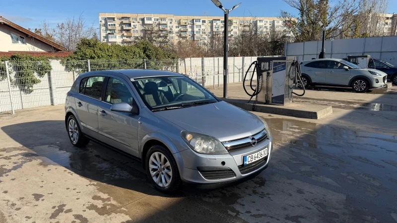 Opel Astra 1.9CDTI!6 СКОРОСТИ!PDC!КЛИМАТРОНИК!EURO 4!, снимка 3 - Автомобили и джипове - 52795967