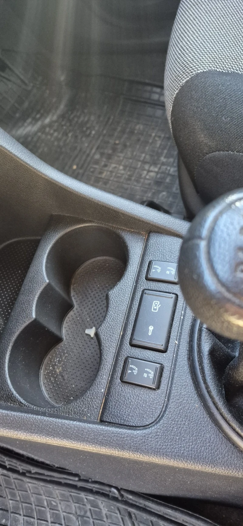 Skoda Roomster 1.4 benzin, снимка 12 - Автомобили и джипове - 53037472