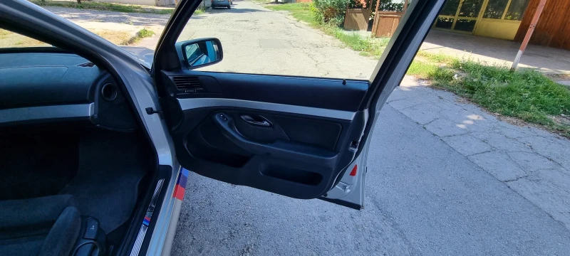 BMW 525, снимка 13 - Автомобили и джипове - 53349539