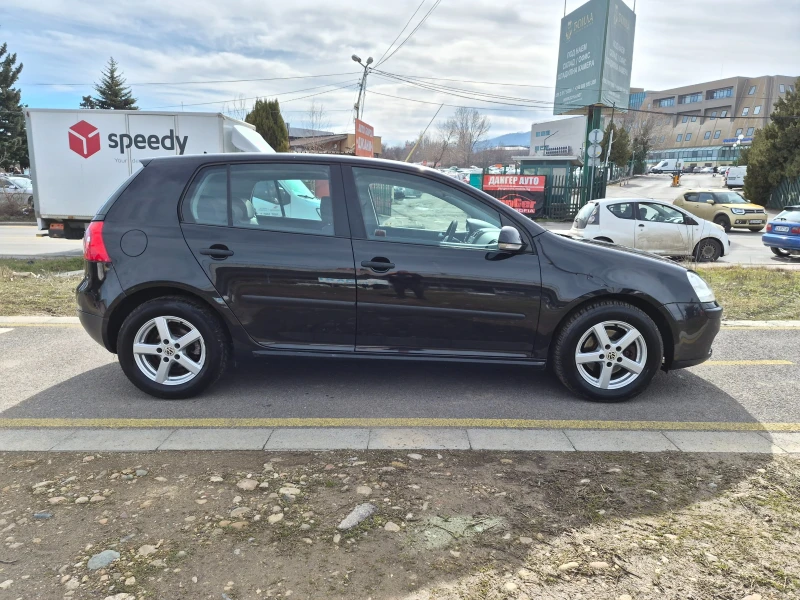 VW Golf 1.9 TDI , снимка 4 - Автомобили и джипове - 53536087