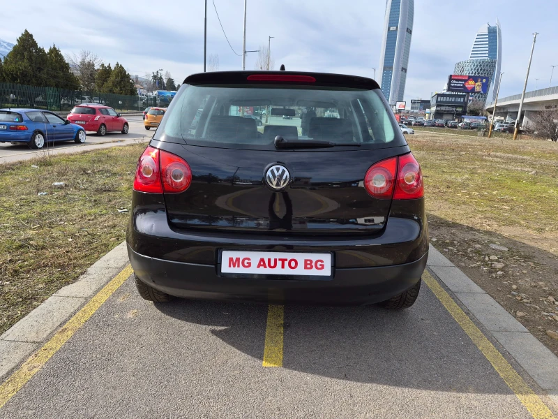 VW Golf 1.9 TDI , снимка 8 - Автомобили и джипове - 53536087