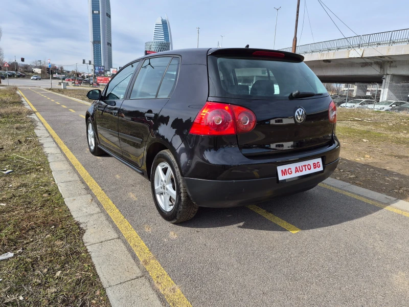 VW Golf 1.9 TDI , снимка 7 - Автомобили и джипове - 53536087