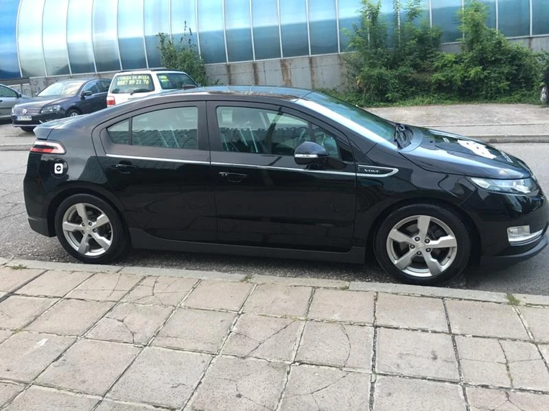 Chevrolet Volt Десен волан, снимка 14 - Автомобили и джипове - 25915593