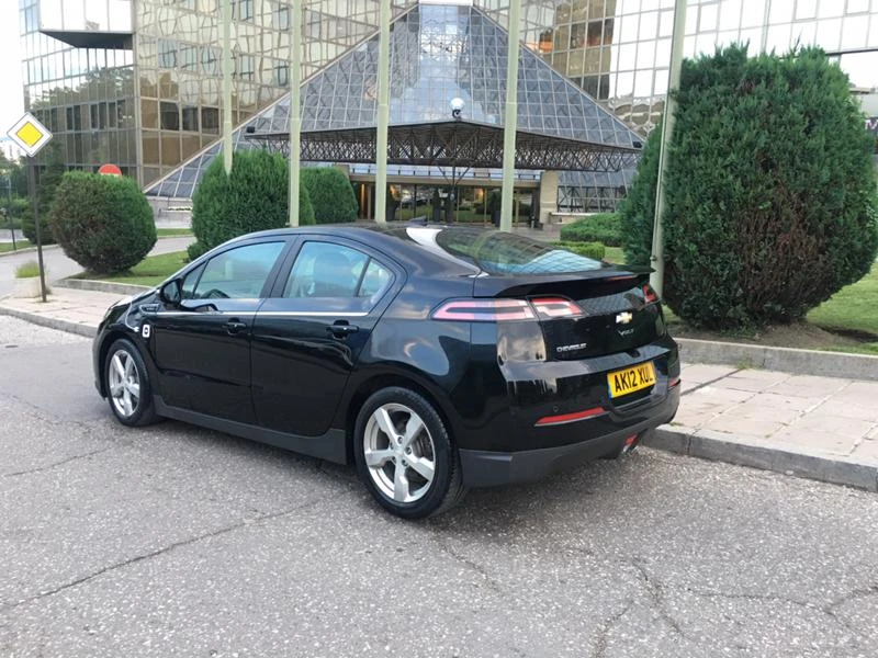 Chevrolet Volt Десен волан, снимка 10 - Автомобили и джипове - 25915593