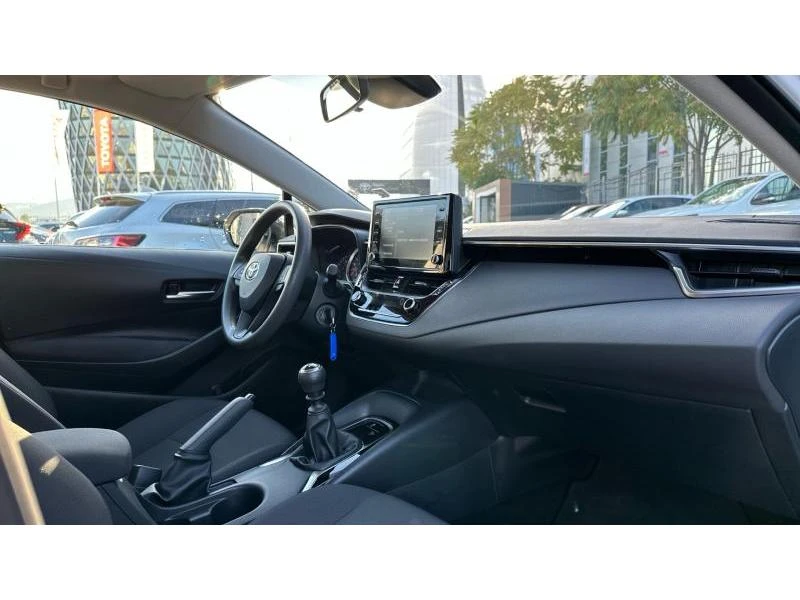 Toyota Corolla SDN 1.5P 6MT COMFORT - изображение 6