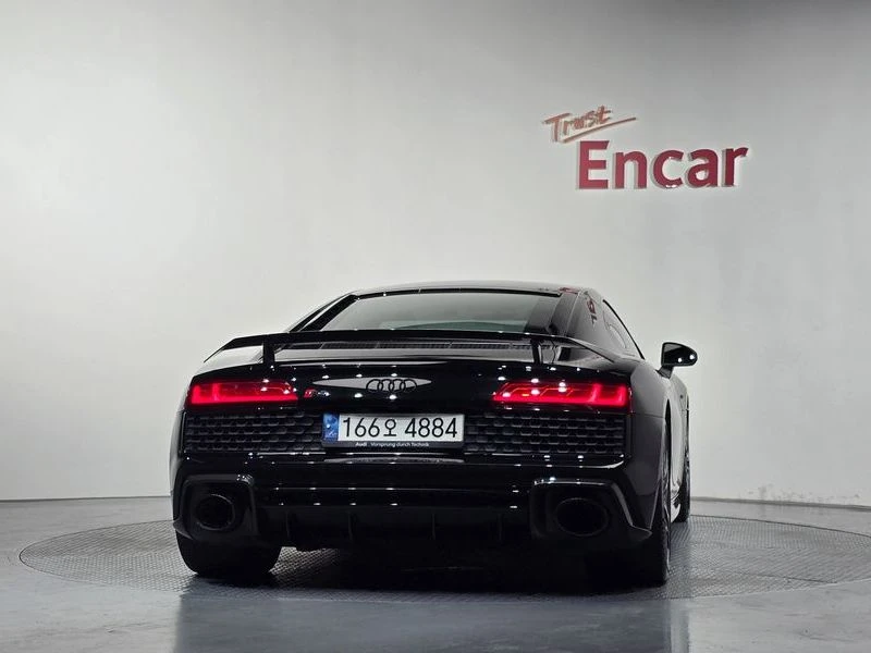 Audi R8 5.2 V10 Performance Coupe| 602к.с., снимка 4 - Автомобили и джипове - 56213313