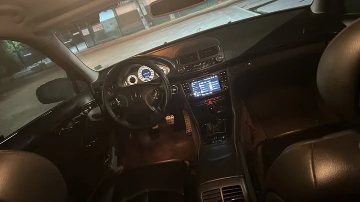 Mercedes-Benz E 240 2.4 Бензин/Газ, снимка 5 - Автомобили и джипове - 56257940