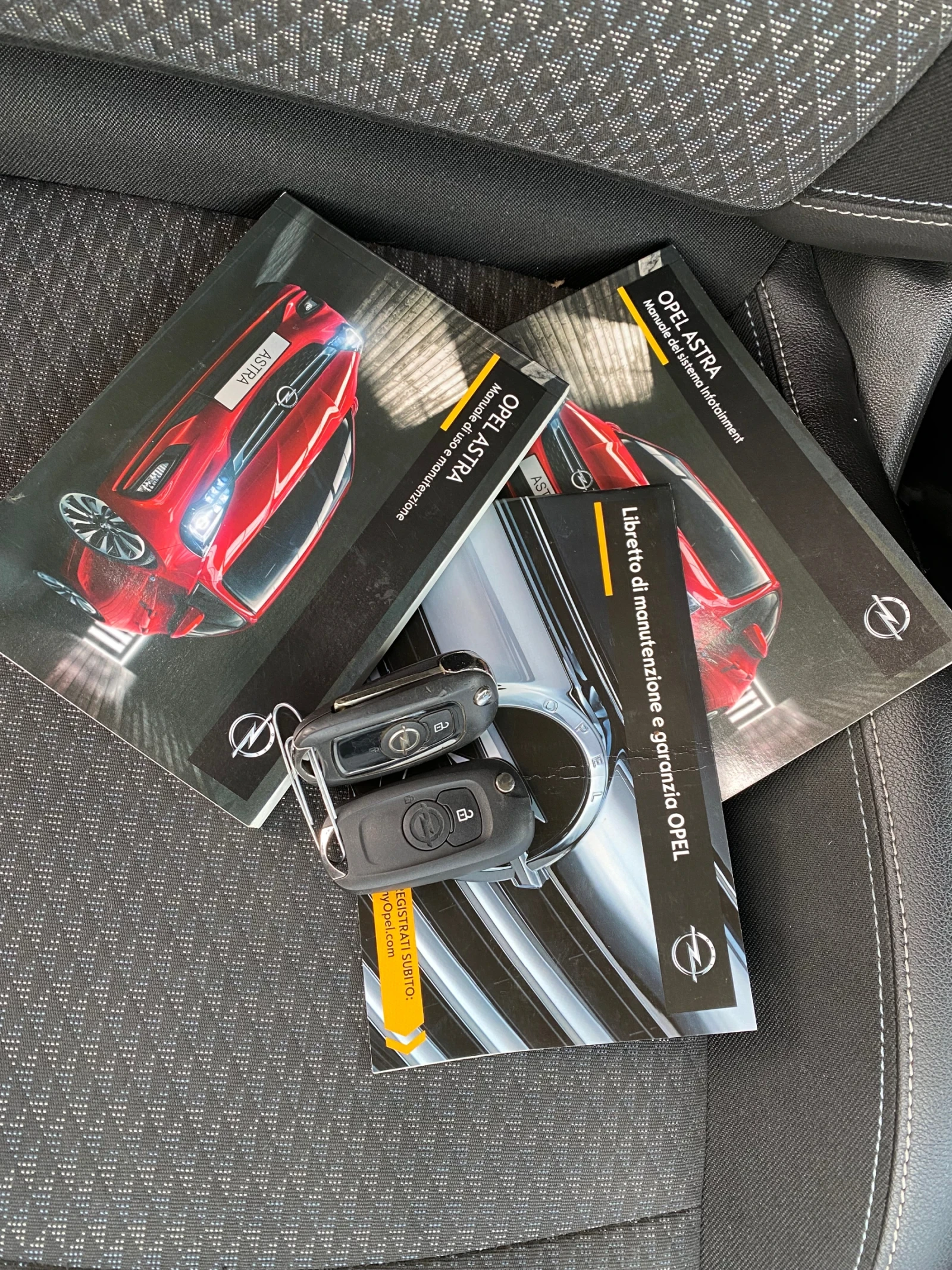 Opel Astra 1.6CDTI COSMO/NAVI/HEAD UP/LED/EURO6 | Mobile.bg   15