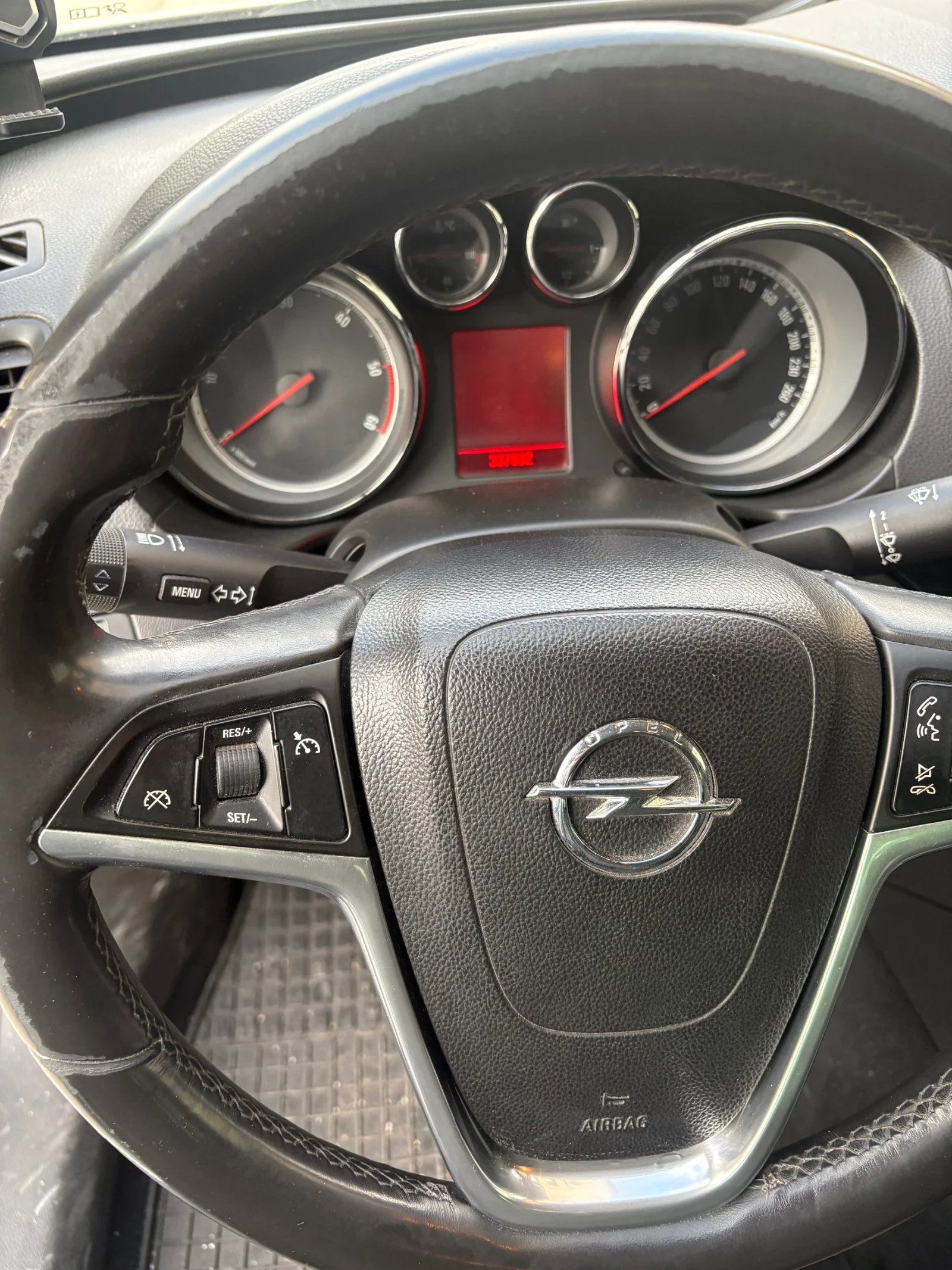 Opel Insignia  - изображение 5