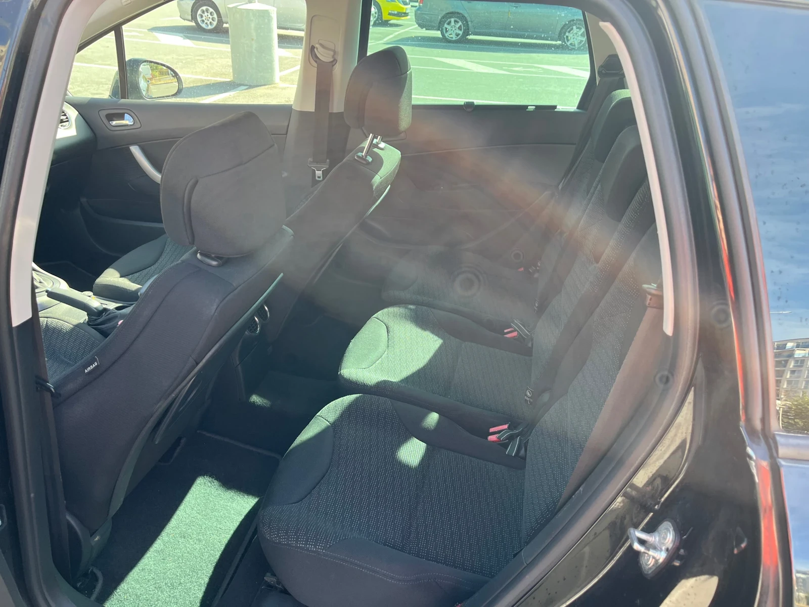 Peugeot 308 1.6 HDI - изображение 10