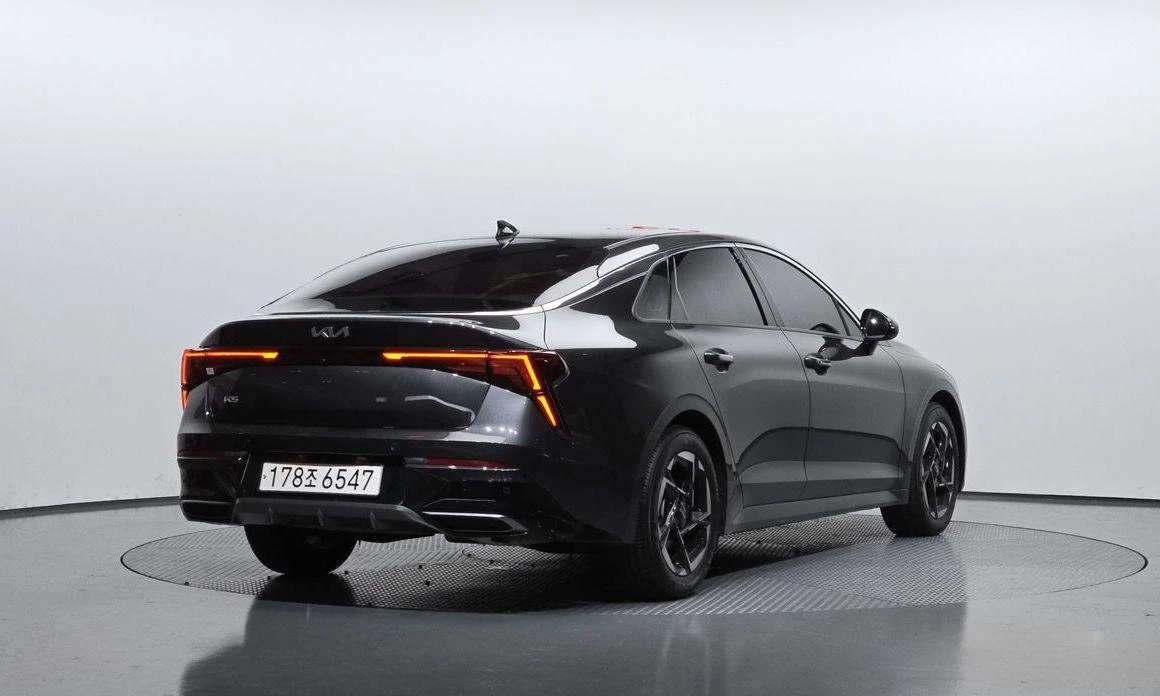 Kia K5 2.0 LPi Prestige * НАЙ-ДОБРА ЦЕНА В БЪЛГАРИЯ*  - изображение 2