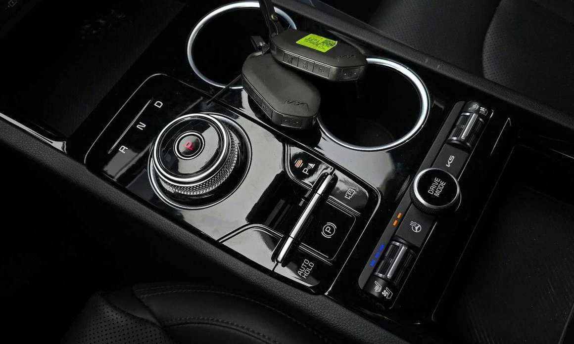 Kia K5 2.0 LPi Prestige * НАЙ-ДОБРА ЦЕНА В БЪЛГАРИЯ*  - изображение 9