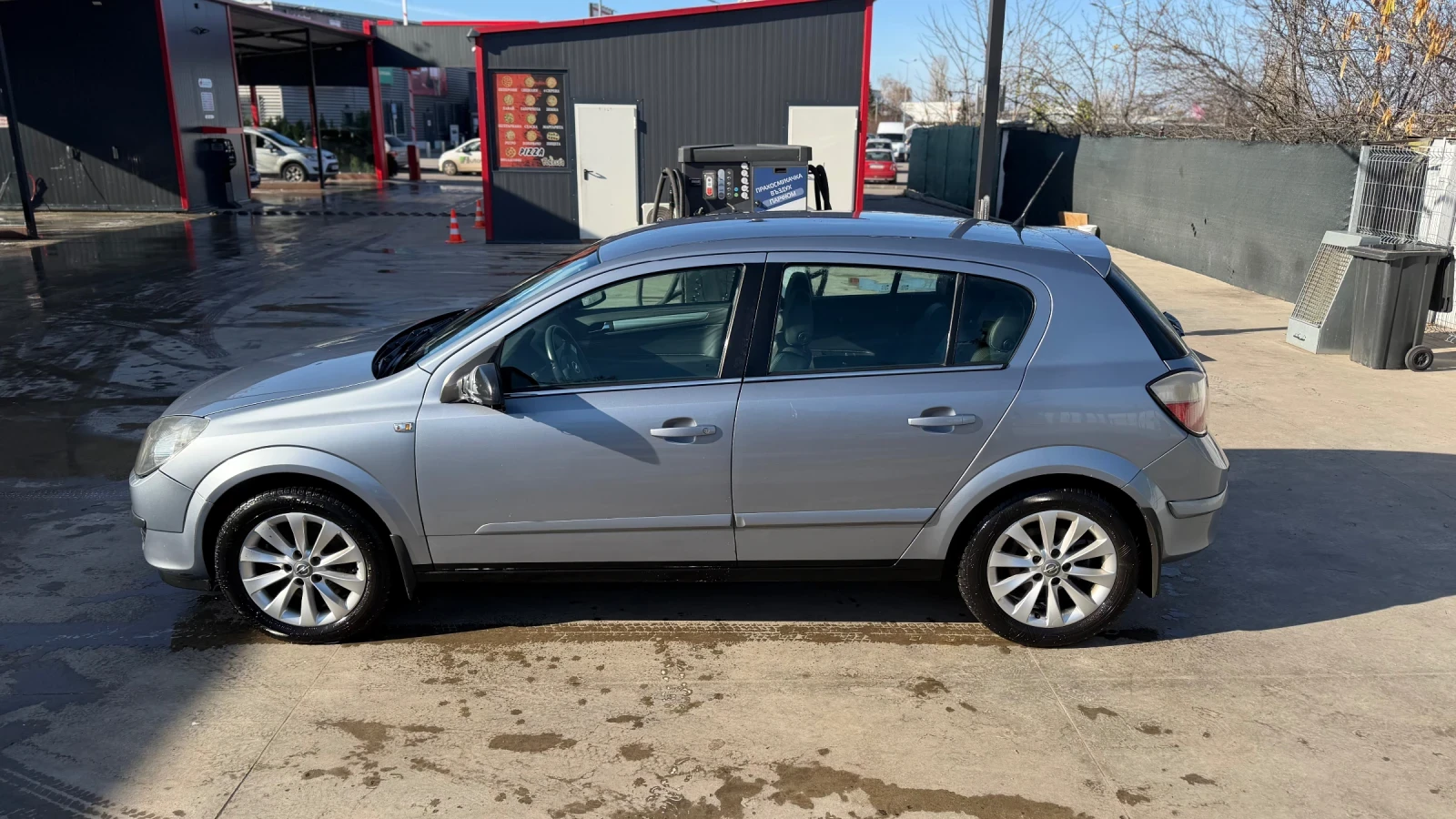 Opel Astra 1.9CDTI!6 СКОРОСТИ!PDC!КЛИМАТРОНИК!EURO 4! - изображение 8