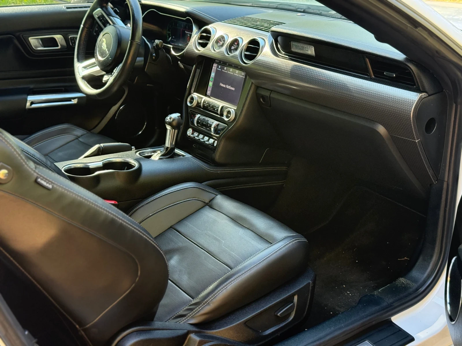 Ford Mustang 2.3 Ecoboost HPP / 50k км / НОВ ВНОС, снимка 13 - Автомобили и джипове - 53752423