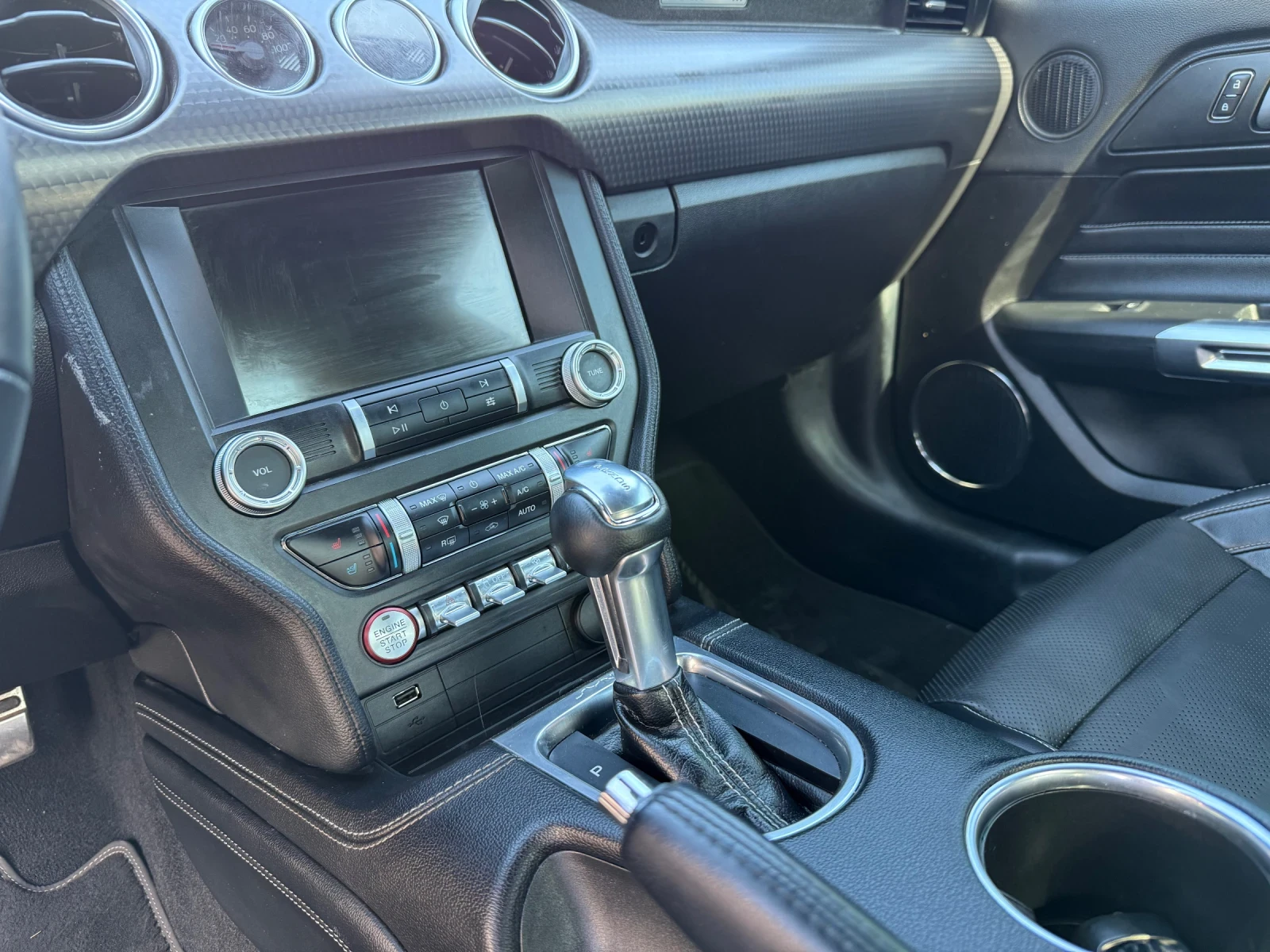 Ford Mustang 2.3 Ecoboost HPP / 50k км - изображение 9