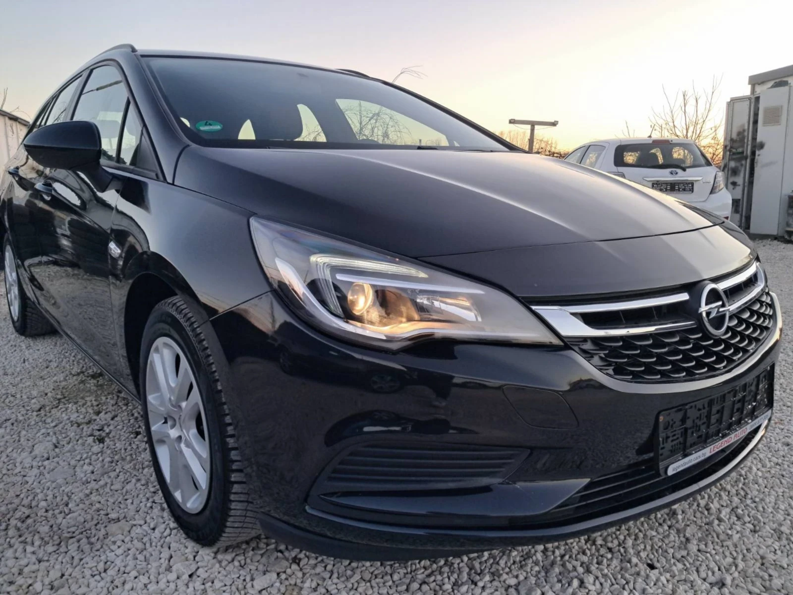 Opel Astra 1.6CDTI, снимка 3 - Автомобили и джипове - 53810300