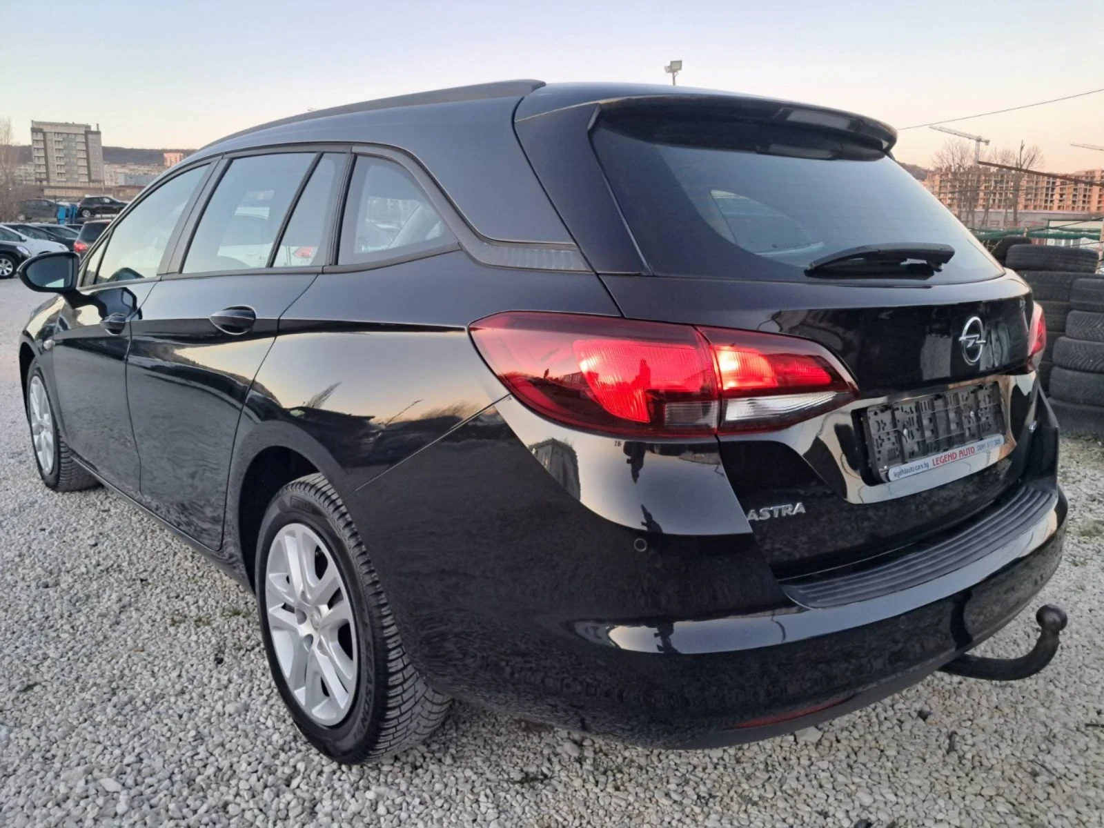 Opel Astra 1.6CDTI, снимка 6 - Автомобили и джипове - 53810300