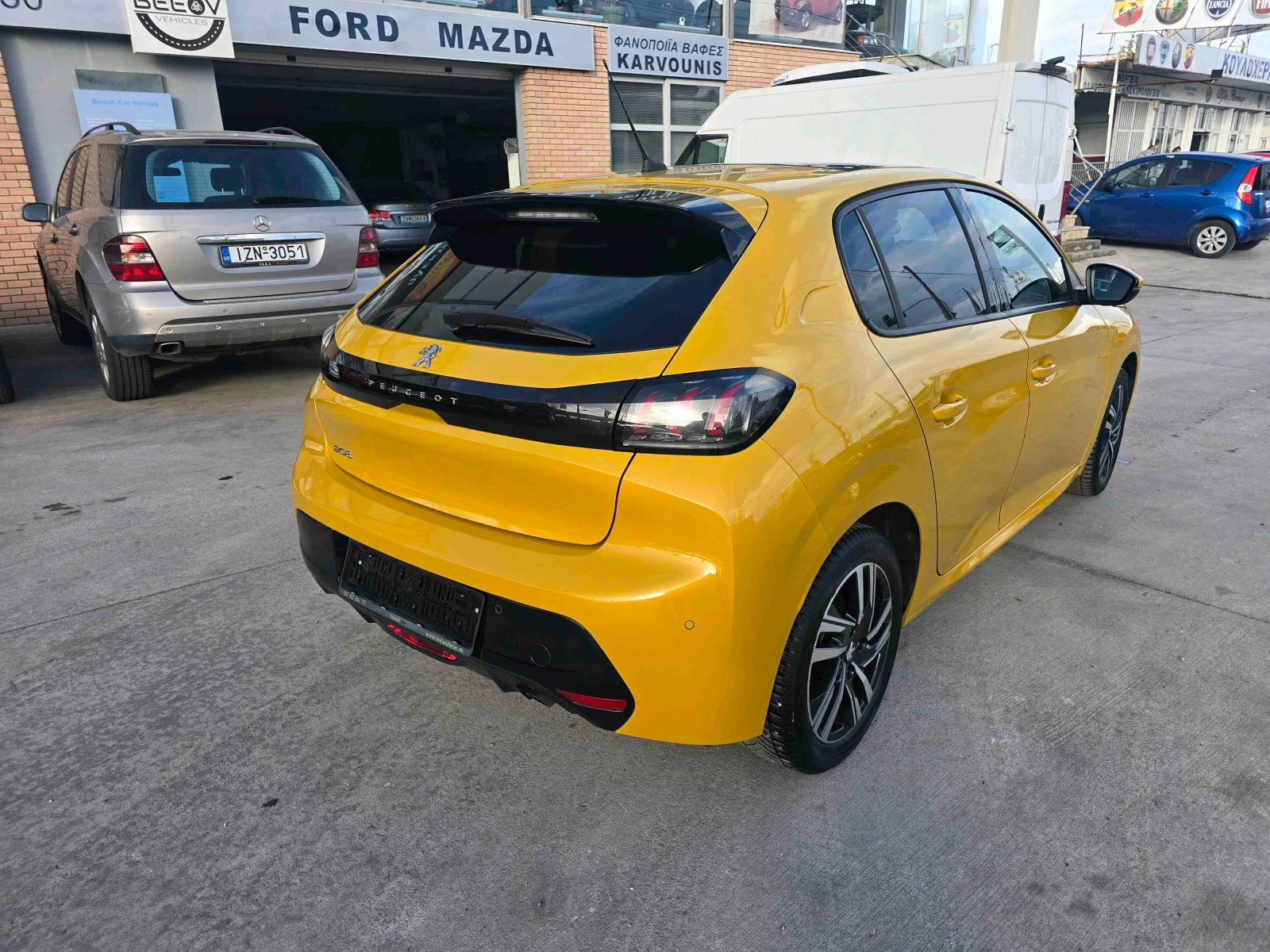 Peugeot 208 ALURE  3D  i-Cockpit дисплей панорамен покрив, снимка 5 - Автомобили и джипове - 53829531