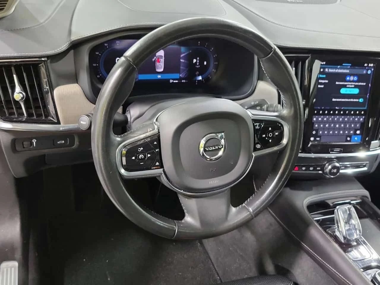 Volvo S90  Inscription /CAMERA/DISTRONIC/PANO, снимка 9 - Автомобили и джипове - 53907635
