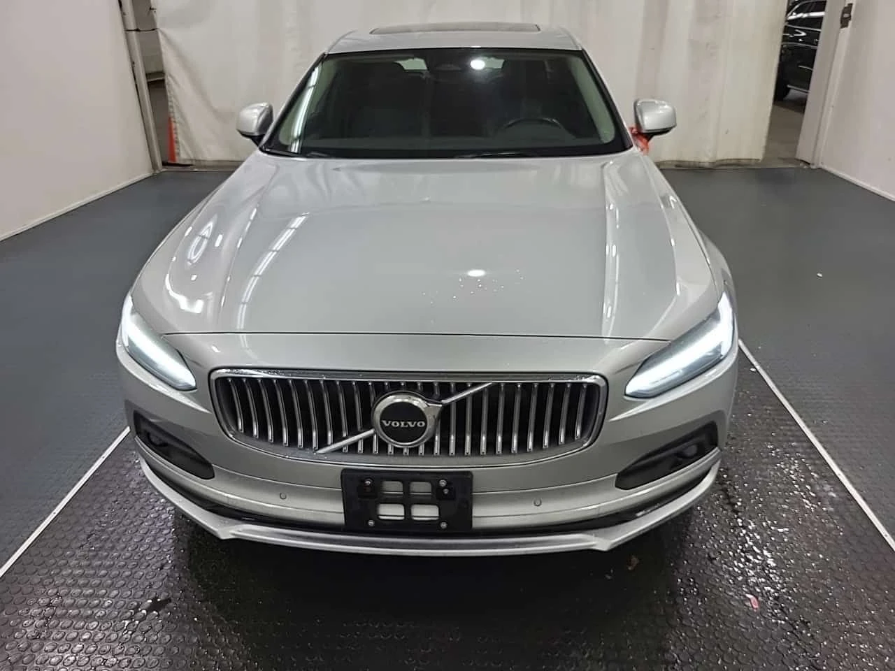 Volvo S90  Inscription /CAMERA/DISTRONIC/PANO, снимка 6 - Автомобили и джипове - 53907635