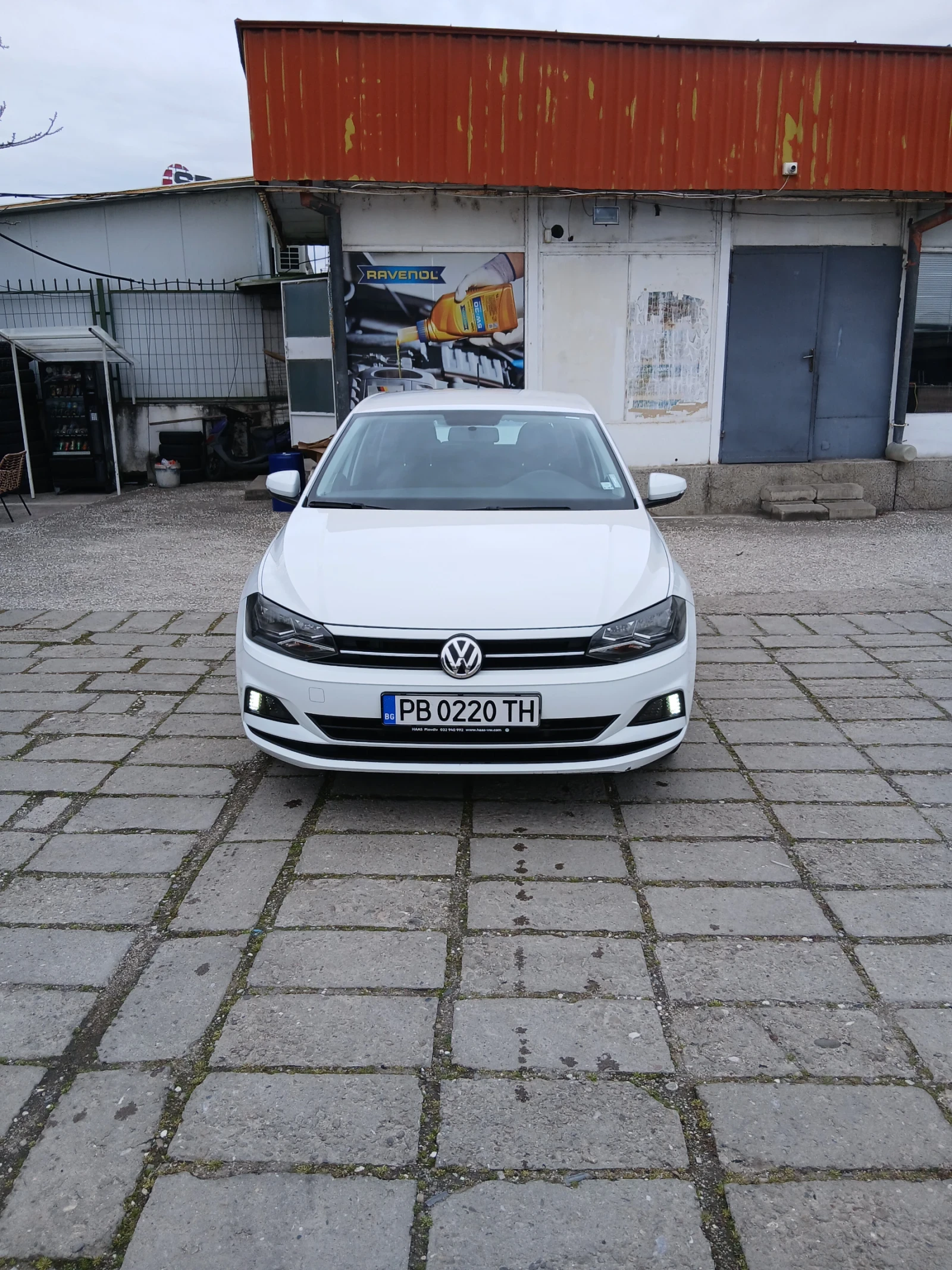 VW Polo