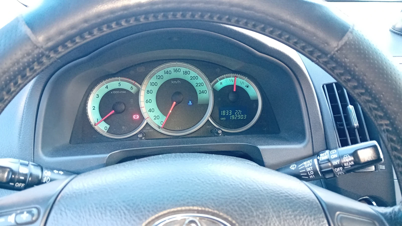 Toyota Corolla verso, снимка 8 - Автомобили и джипове - 54386864