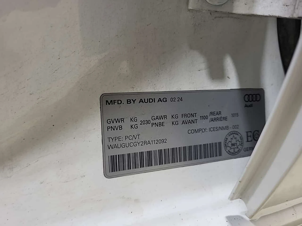 Audi A3 * KOMFORT * CARFAX * БЕЗ ПЪРВОНАЧАЛНА ВНОСКА, снимка 14 - Автомобили и джипове - 54813843