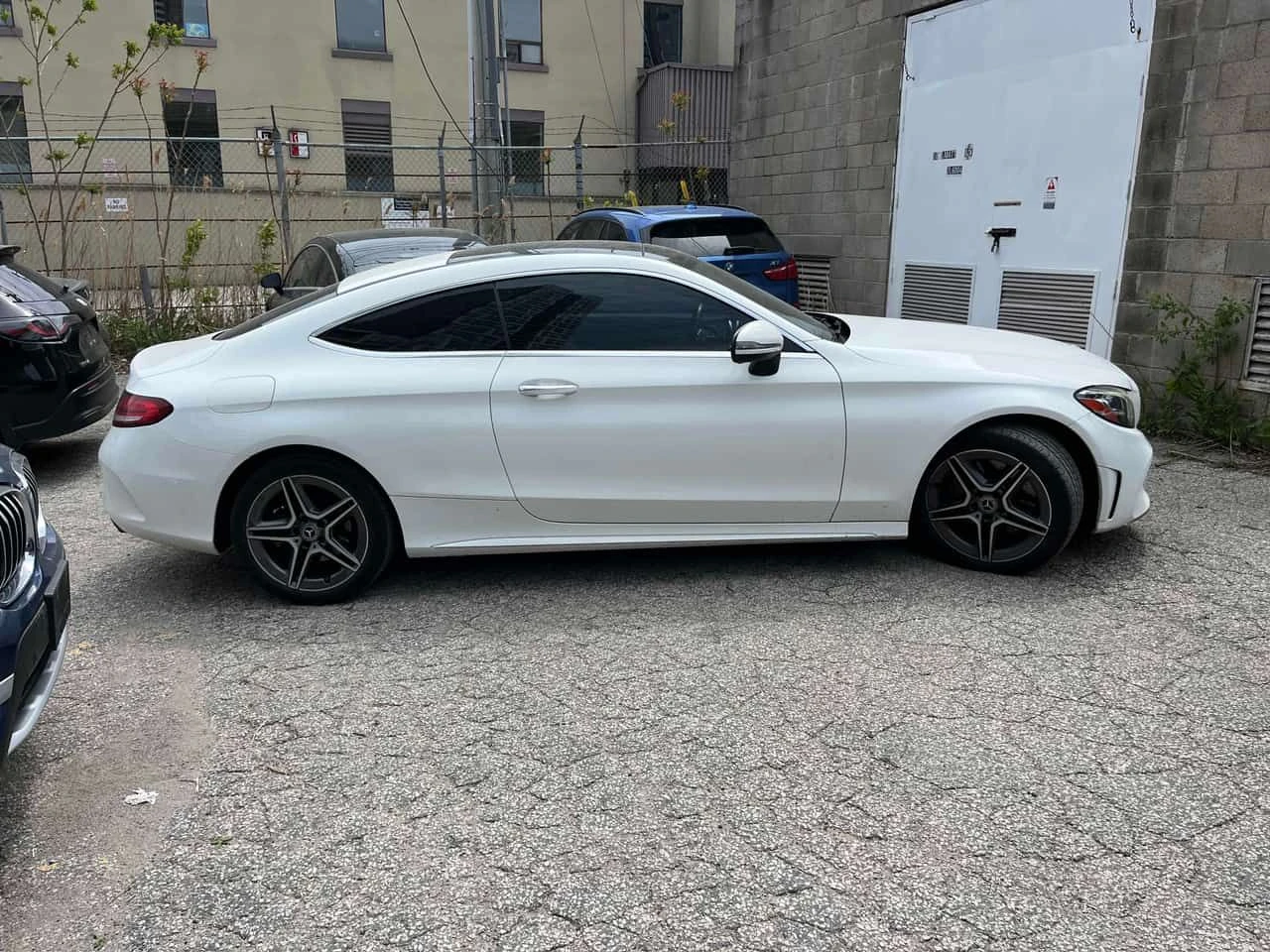 Mercedes-Benz C 300 | DISTRONIC | ПАНОРАМА | CARFAX | , снимка 3 - Автомобили и джипове - 54848510