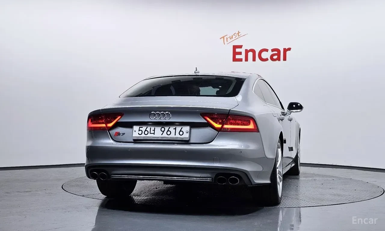 Audi S7 FULL* LED* BANG* OLUFSEN* 360КАМЕРА* КЕЙЛЕС* LANE*, снимка 4 - Автомобили и джипове - 55693359
