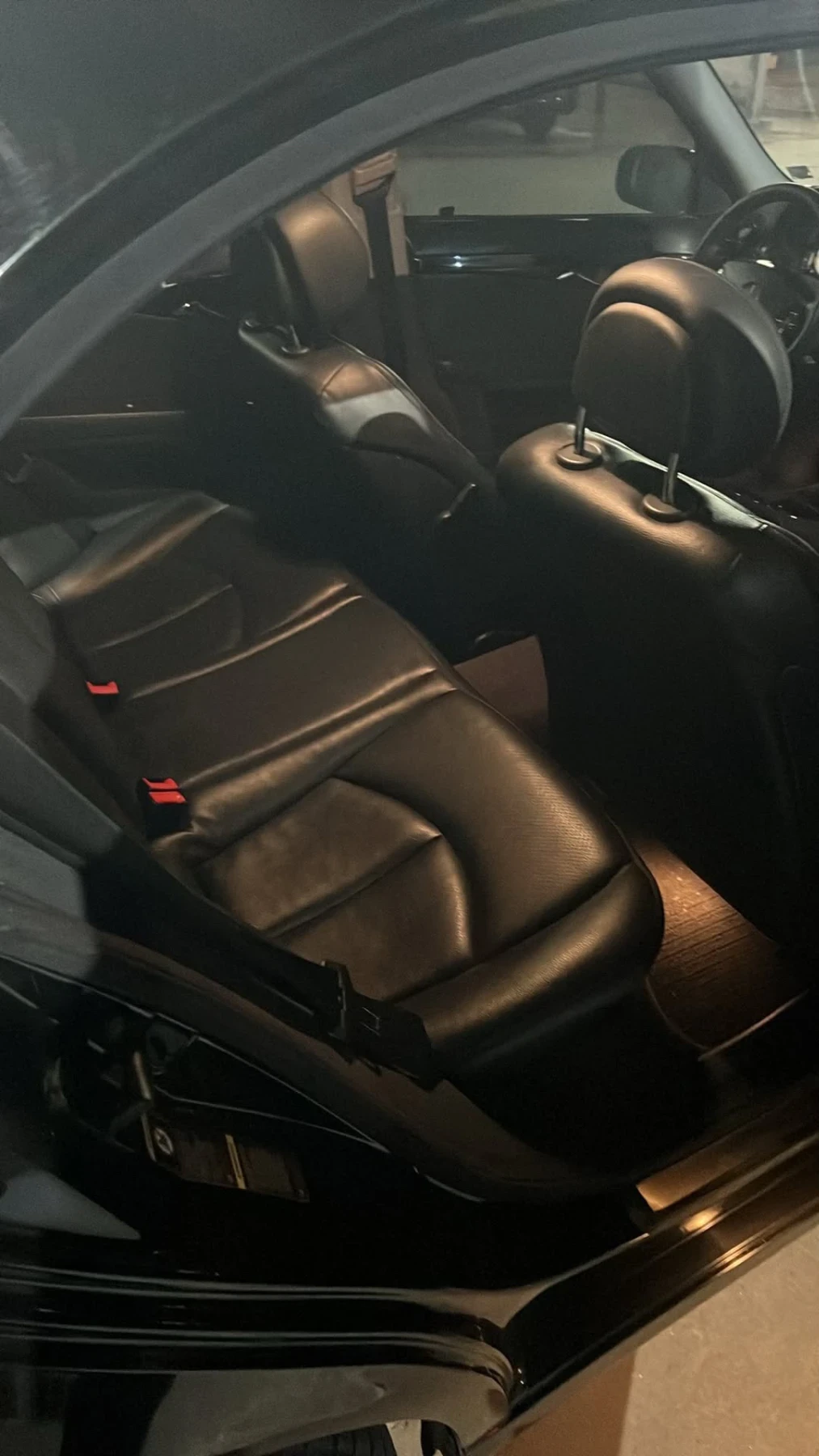 Mercedes-Benz E 240 2.4 Бензин/Газ, снимка 6 - Автомобили и джипове - 56257940