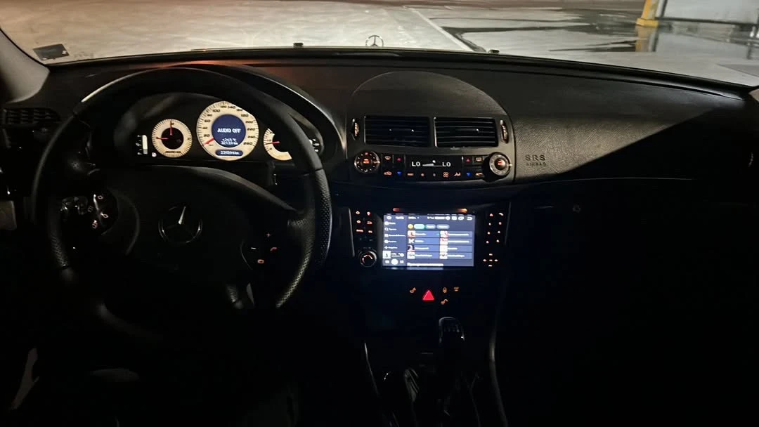 Mercedes-Benz E 240 2.4 Бензин/Газ, снимка 7 - Автомобили и джипове - 56257940