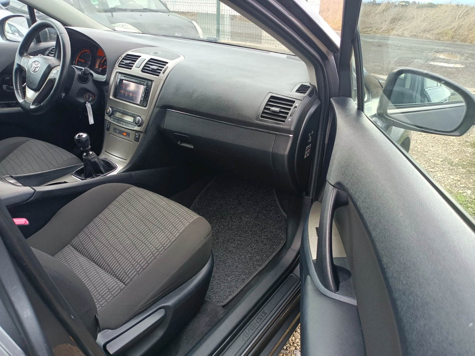 Toyota Avensis 1, 8 Comfort | Mobile.bg � ����������� 15