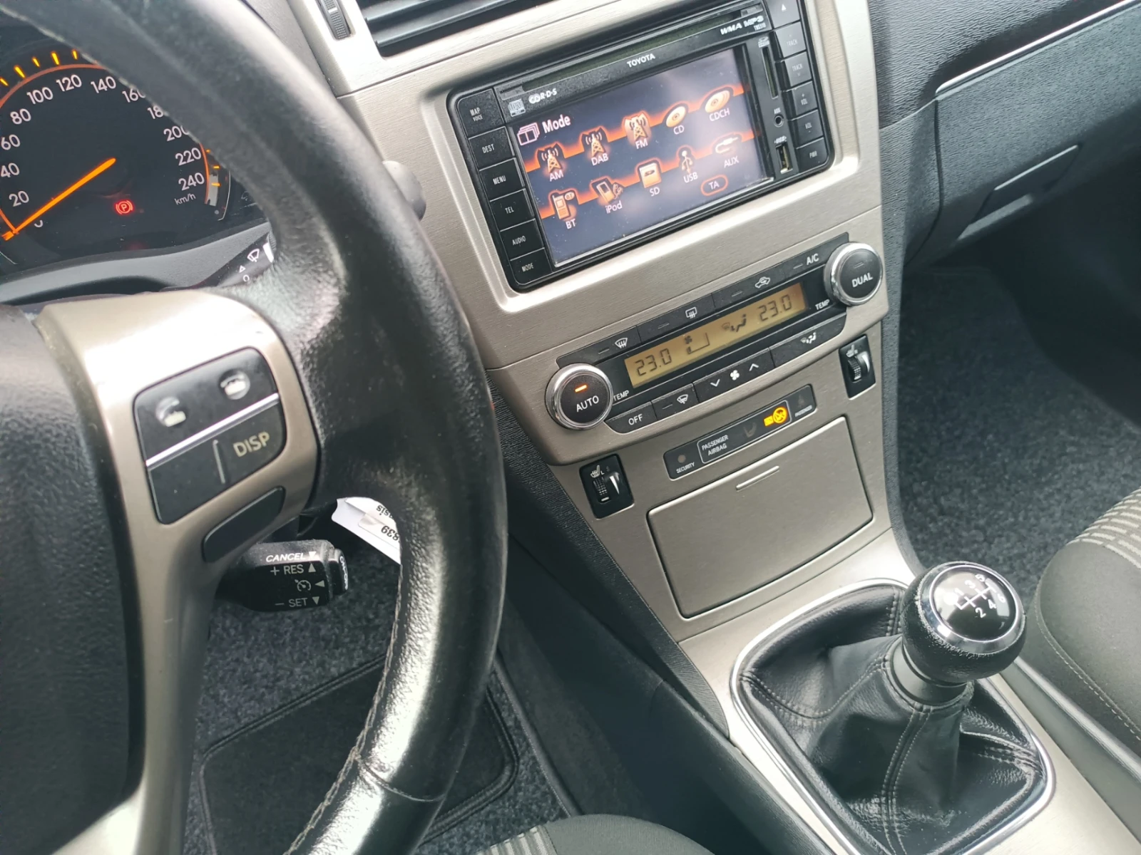 Toyota Avensis 1, 8 Comfort | Mobile.bg � ����������� 11