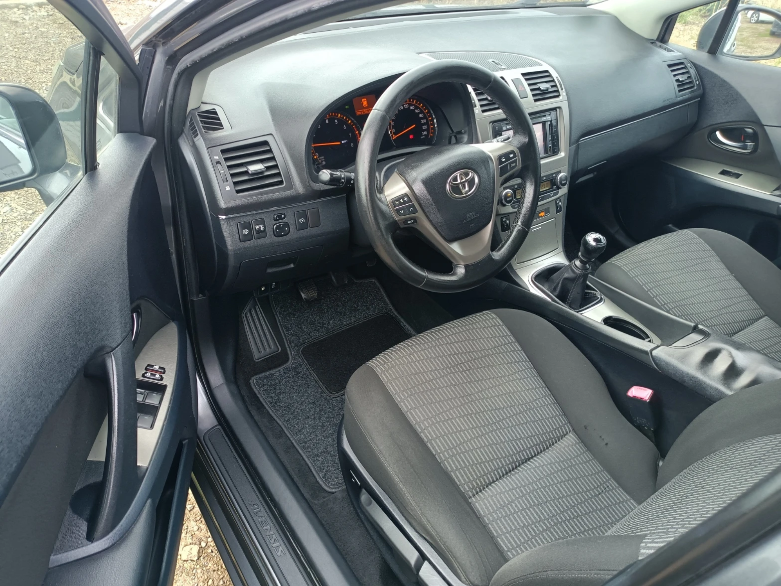Toyota Avensis 1, 8 Comfort | Mobile.bg � ����������� 10