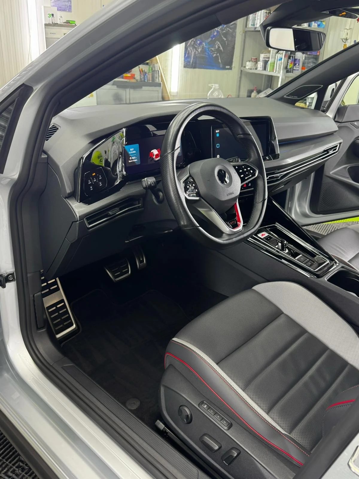 VW Golf 8 GTI, снимка 12 - Автомобили и джипове - 56655846