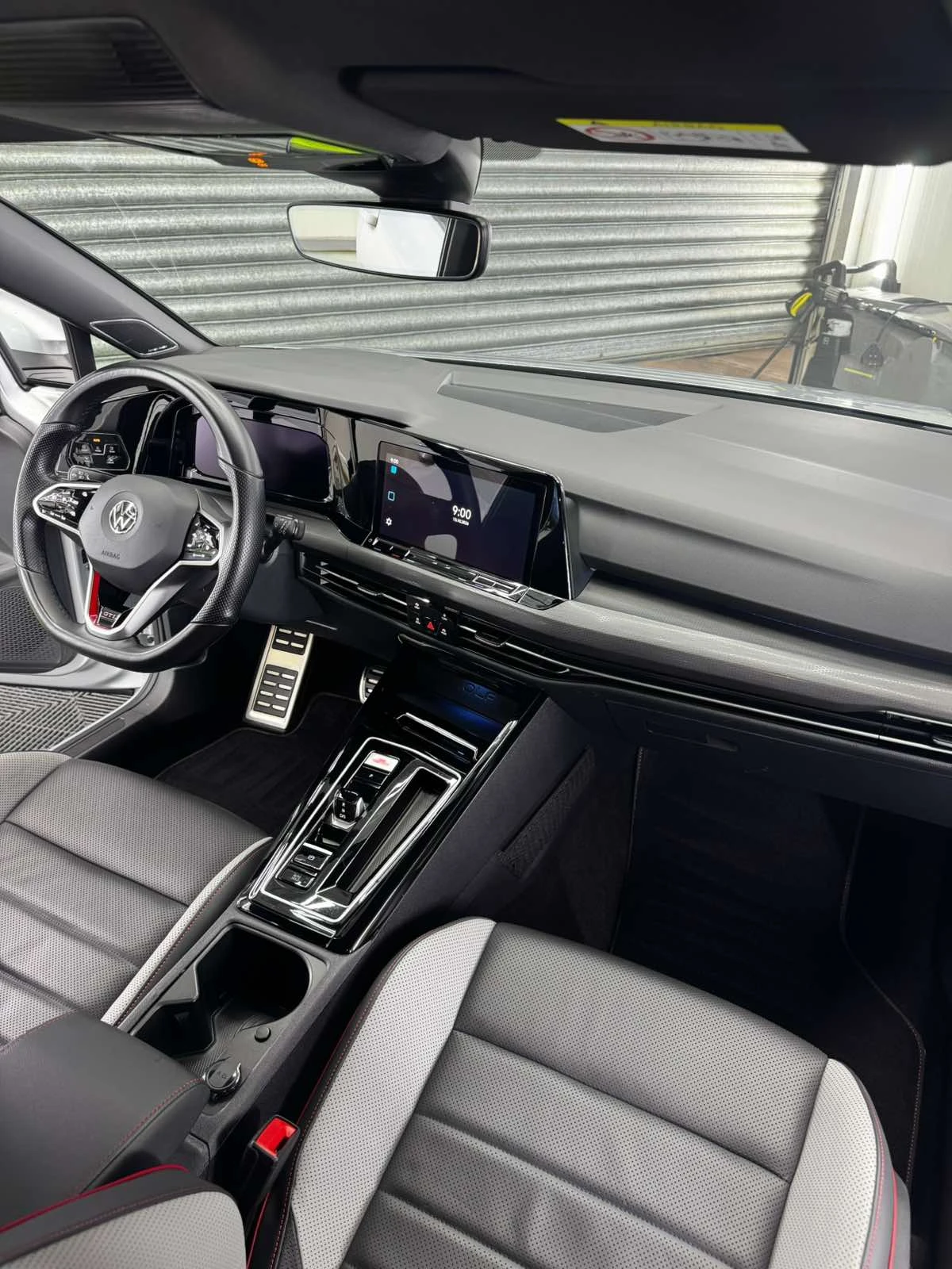 VW Golf 8 GTI, снимка 10 - Автомобили и джипове - 56655846
