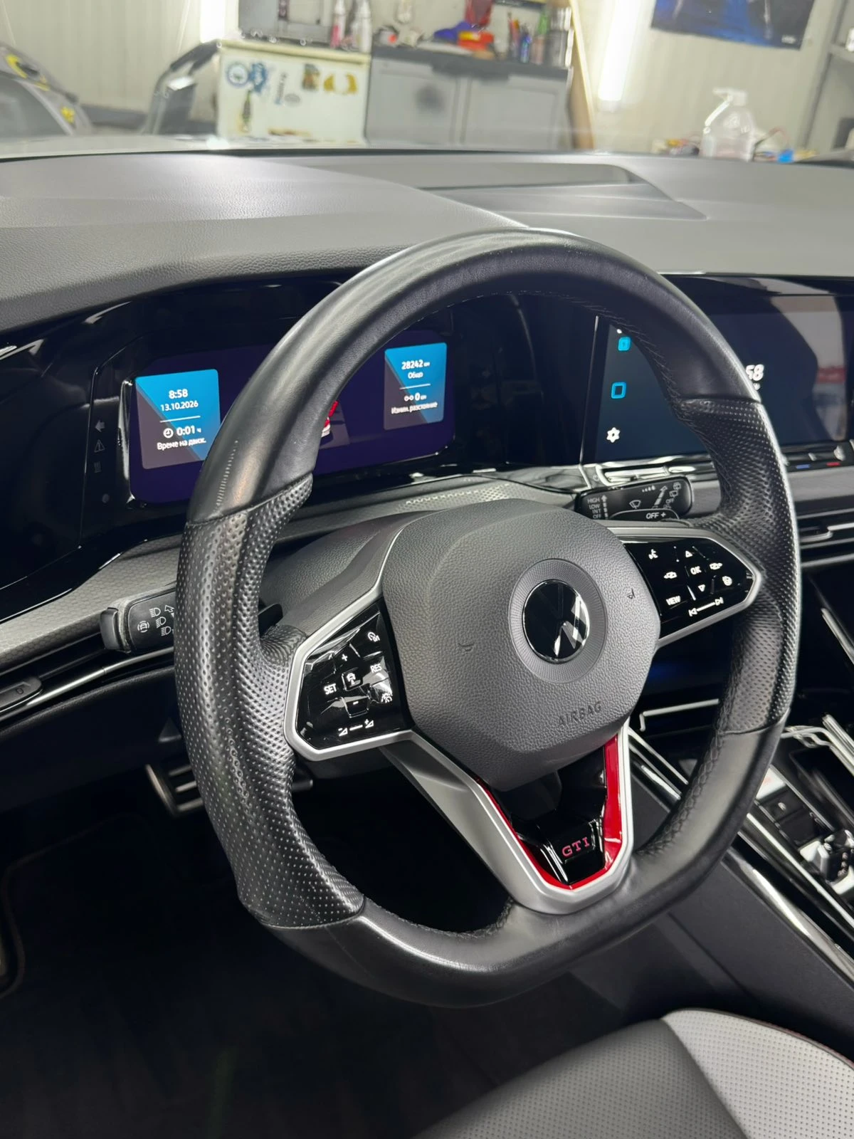 VW Golf 8 GTI, снимка 17 - Автомобили и джипове - 56655846
