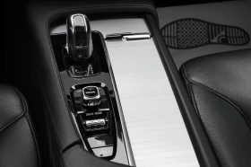 Volvo Xc90  T8 Momentum - AWD - Хибрид  7 местен, снимка 7