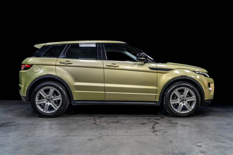 Land Rover Range Rover Evoque 4x4* Pano* Meridian* , снимка 6 - Автомобили и джипове - 47135682