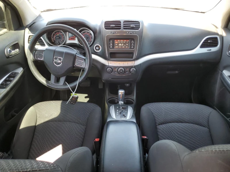 Dodge Journey 3.6i V6, снимка 8 - Автомобили и джипове - 48406650