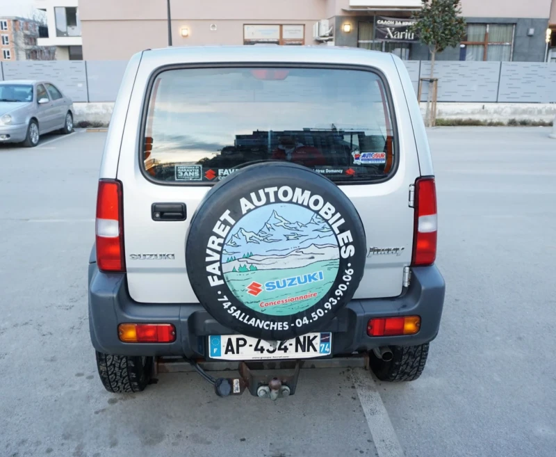 Suzuki Jimny 1.3 FACELIFT, снимка 4 - Автомобили и джипове - 48864623