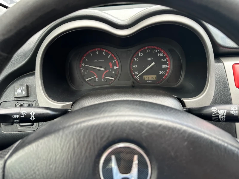 Honda Hr-v 1.6 VTEC, снимка 7 - Автомобили и джипове - 49534594