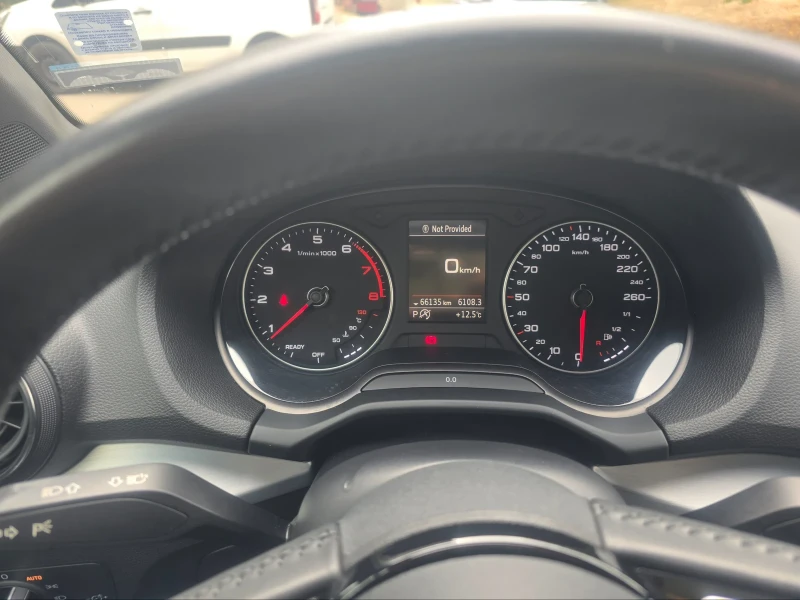 Audi Q2 TFSI 2000 , снимка 12 - Автомобили и джипове - 51911726