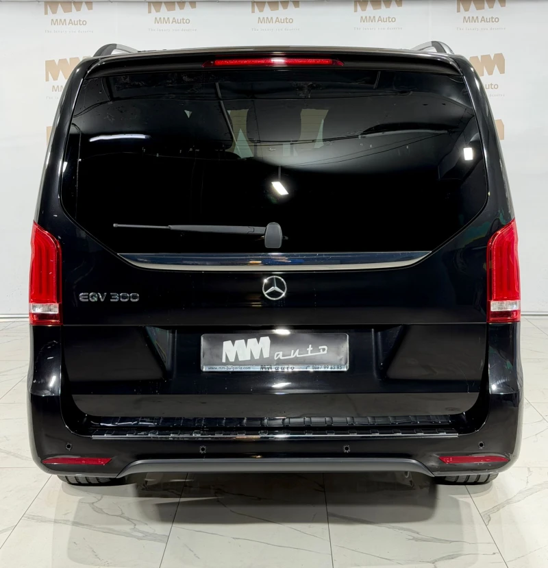 Mercedes-Benz EQV 300* Long* Burmester* Distronic* 360, снимка 5 - Автомобили и джипове - 52559365