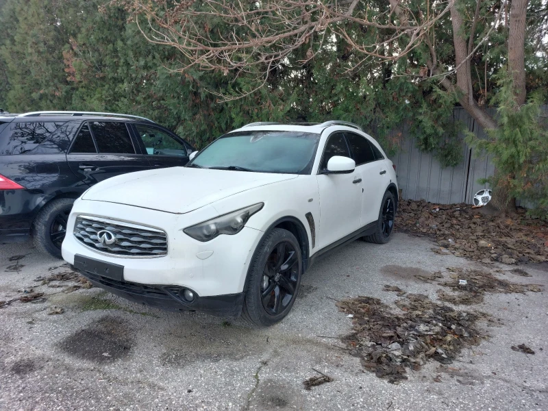Infiniti QX70, снимка 2 - Автомобили и джипове - 53034410
